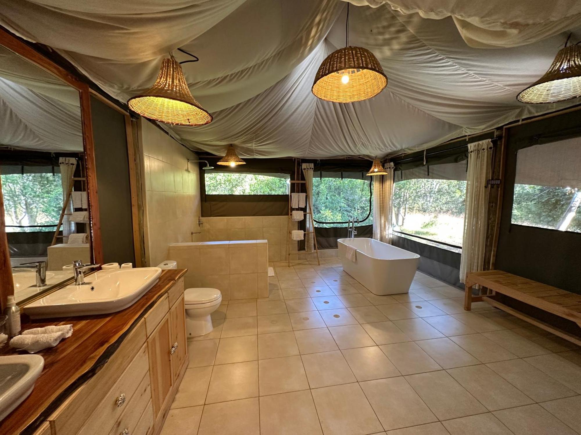 Ole Samara guest suites Nanyuki Exterior foto