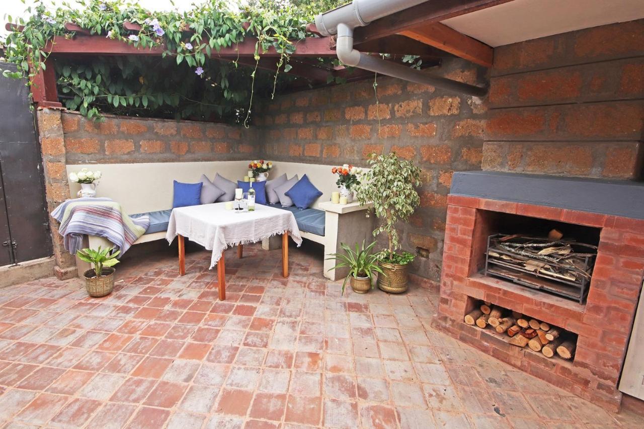 Ole Samara guest suites Nanyuki Exterior foto